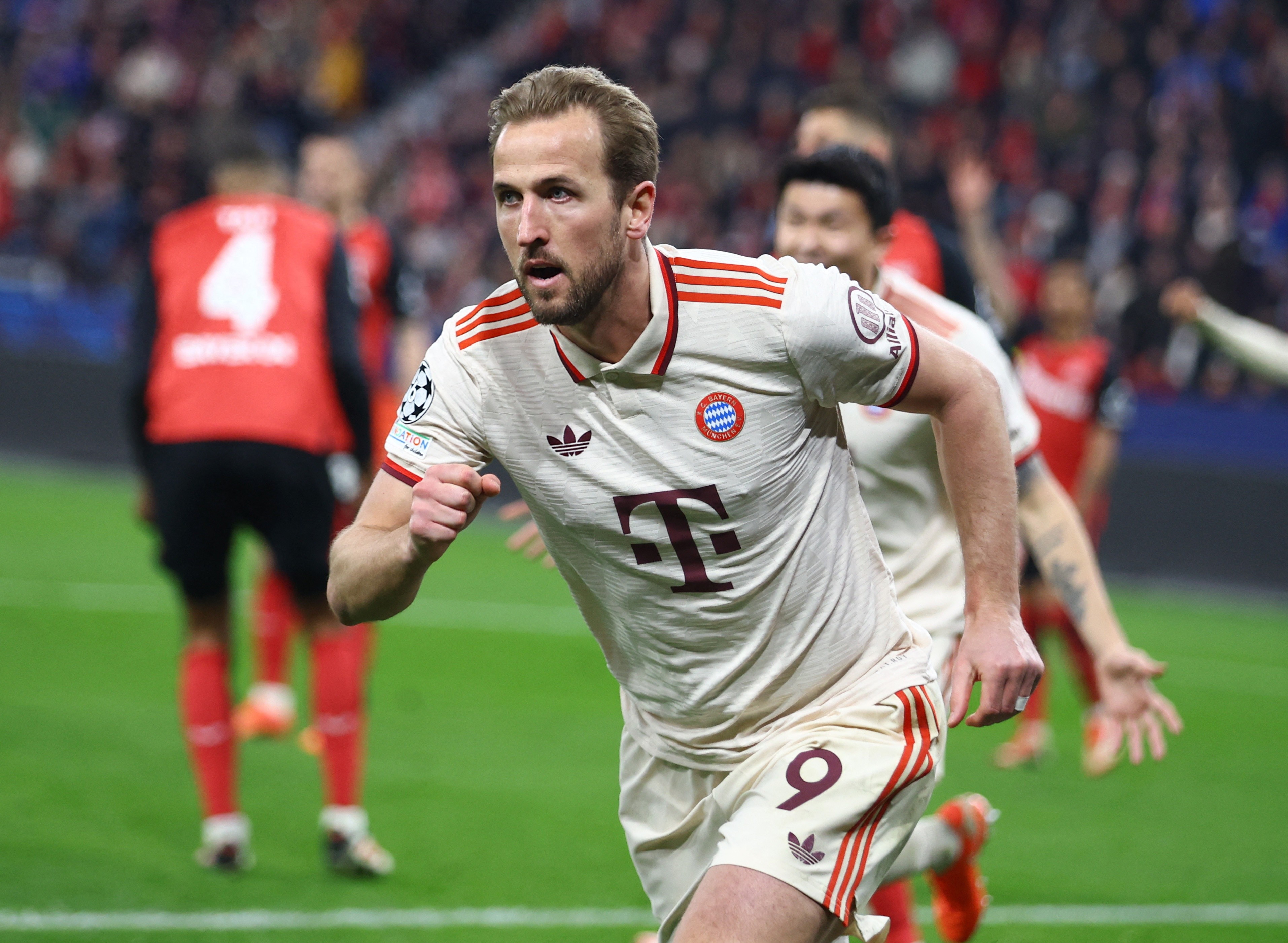 九游(中国)官网包含凯恩在TL比赛中战术调整，惊险取胜引发热议！的词条